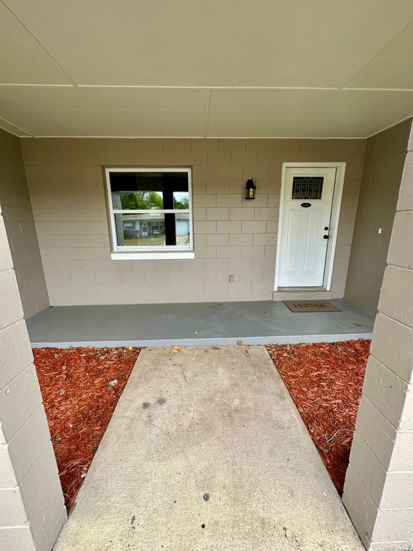 Building Photo - 5405 Sandra Dr