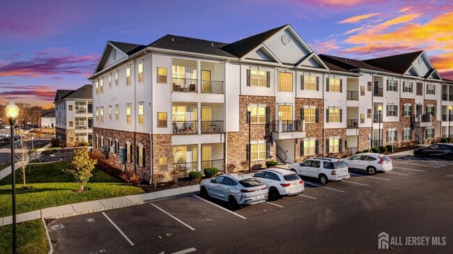 Building Photo - 714 Stiller Ln