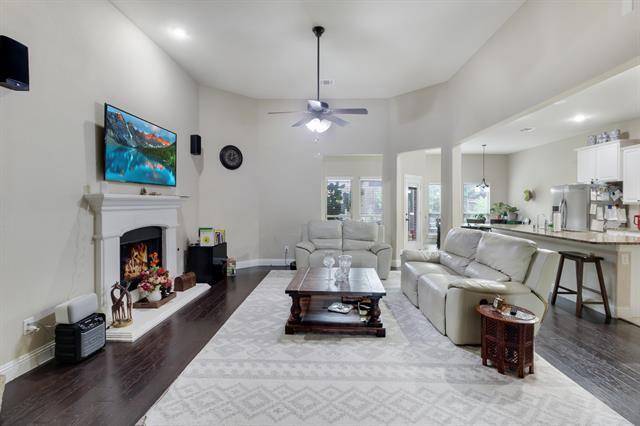 Building Photo - 10709 Parnell Dr