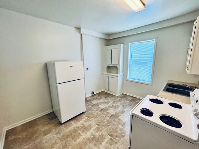 Building Photo - 307 Woodbine St