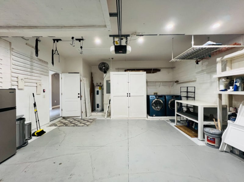 Building Photo - 10143 Shadow Creek Dr