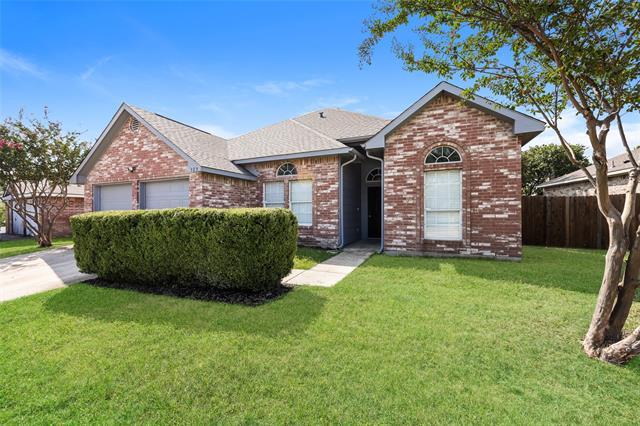 Building Photo - 328 Willow Creek Dr