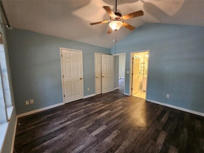 Building Photo - 174 Prairie Springs Loop