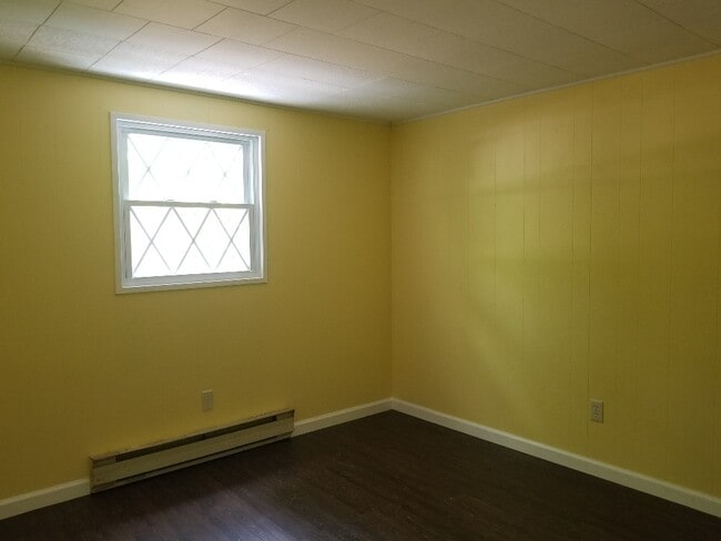 Building Photo - Do Not Miss Out On Seeing This Cute As A B...