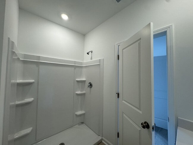 Building Photo - 2837 Rosehall