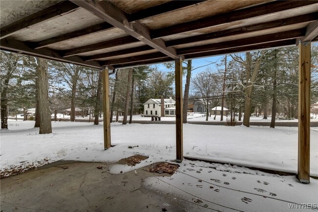 Building Photo - 2955 E Church St