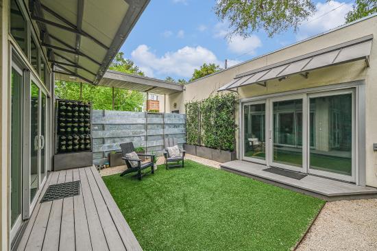 Building Photo - 2822 Wooldridge Dr