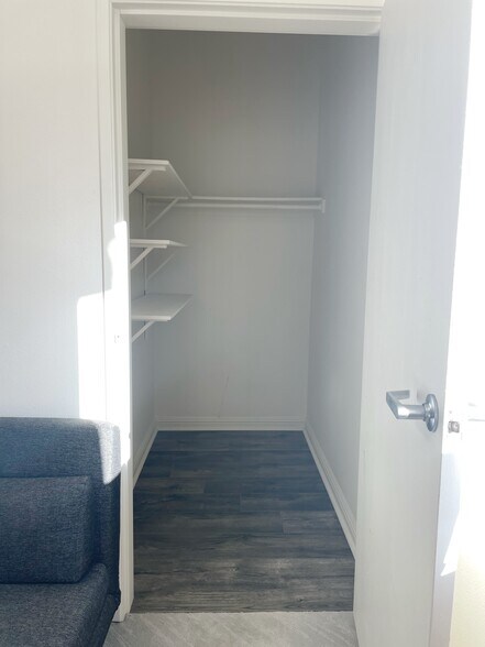 Building Photo - 135 Valencia St