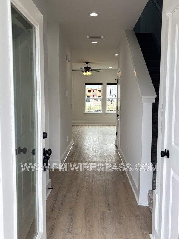 Building Photo - 106 Jennie Dr