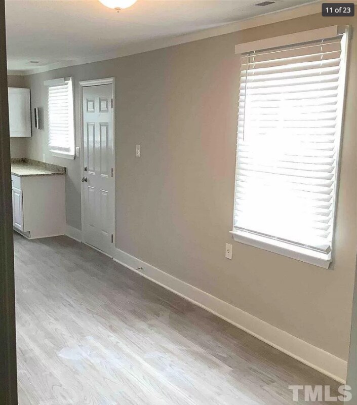 Building Photo - 706 S Washington Ave