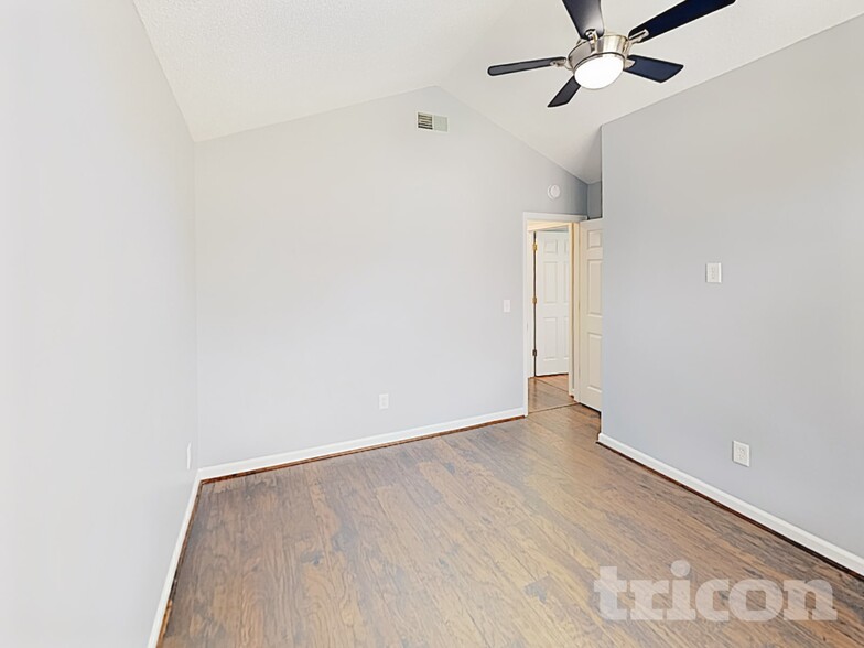 Building Photo - 430 Forest Grove Cir