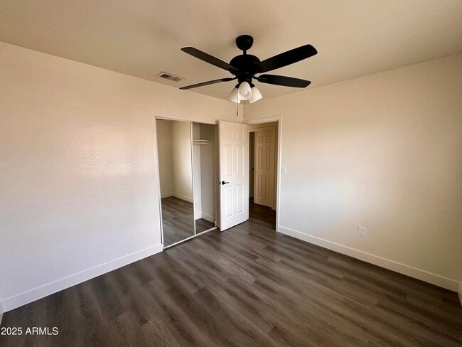 Building Photo - 866 E Morelos St