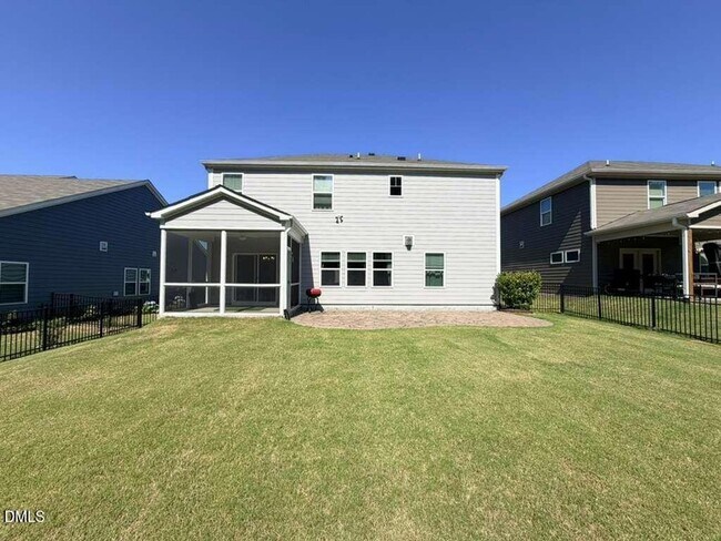 Building Photo - 2525 Elm Grant Dr