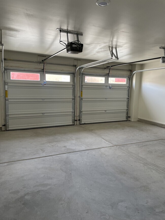 Building Photo - 1509 Borrego Dr SE