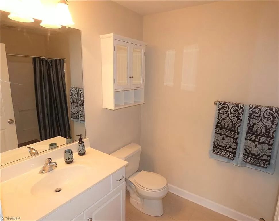 Building Photo - 4722 Tatton Park Cir