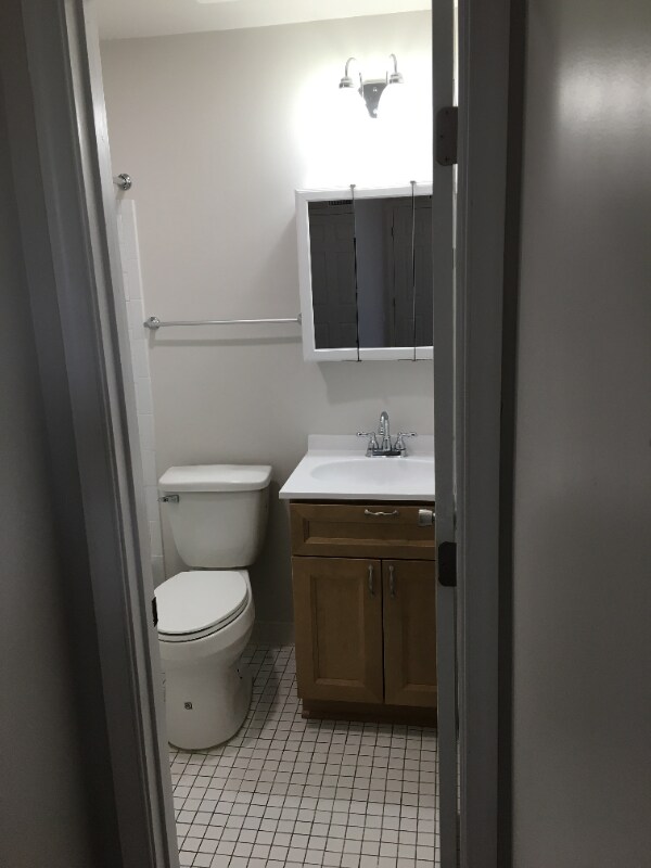 Building Photo - 810 St Paul St