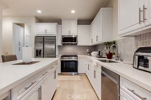 Building Photo - 243 S Sand Palm Dr