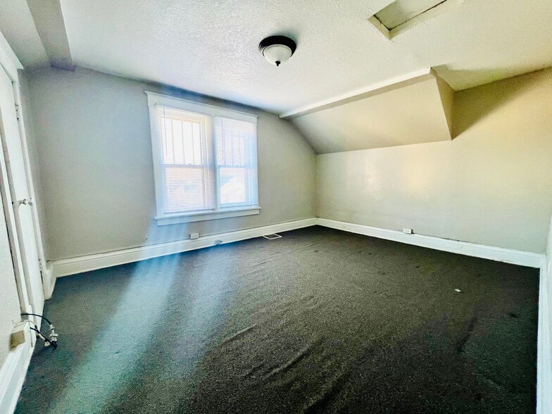 Bedroom #3 - 604 Burton Ave