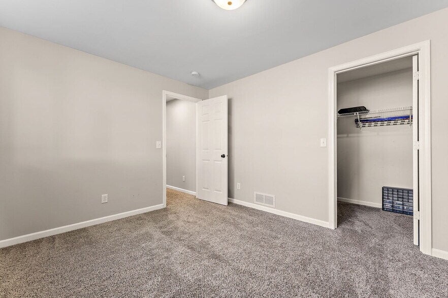 Building Photo - 17027 W 62nd St