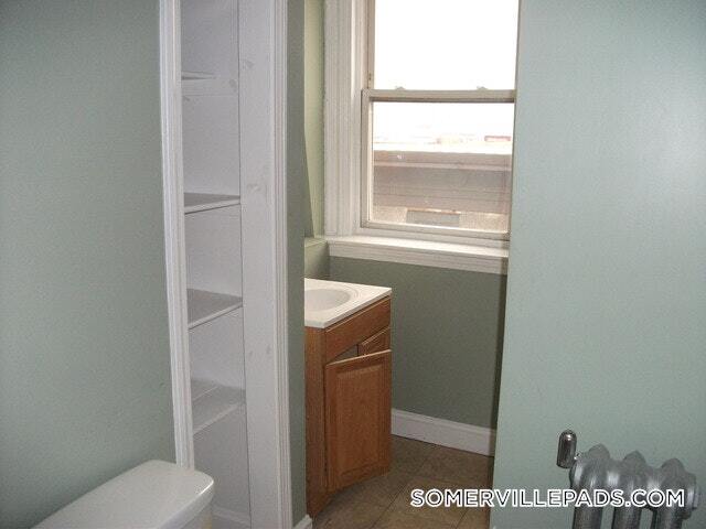 Building Photo - 358 Broadway