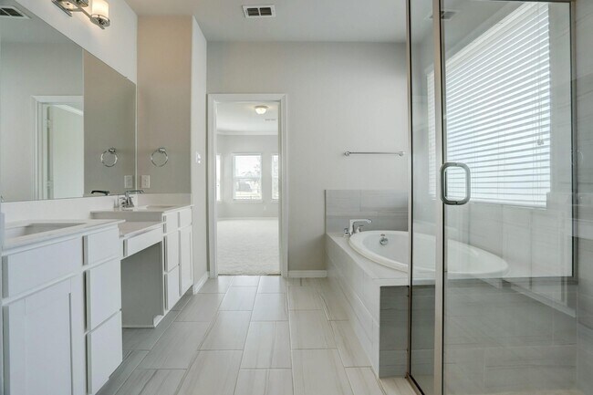 Building Photo - 3418 Pebble Creek Dr