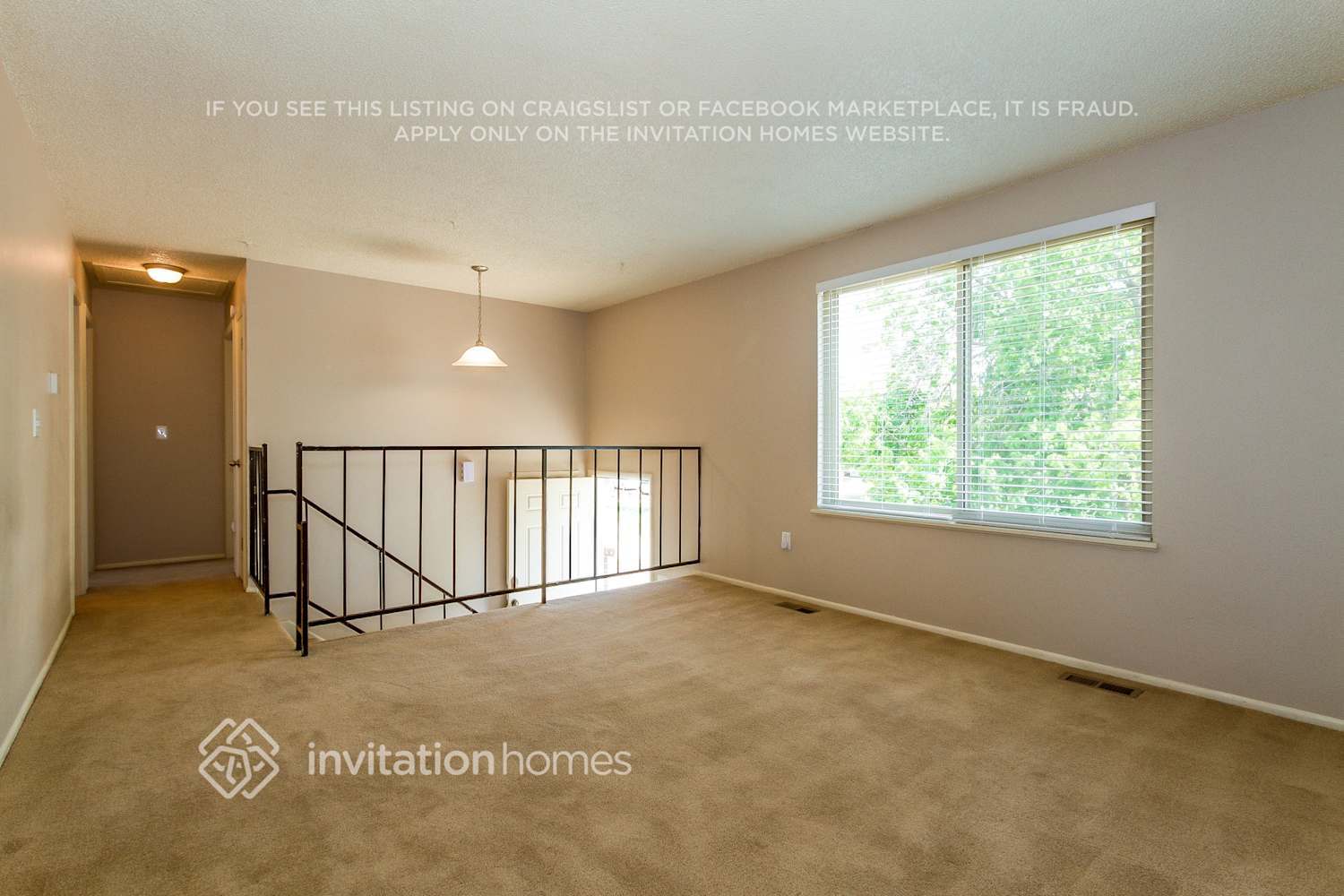 Building Photo - 15871 E Linvale Ave
