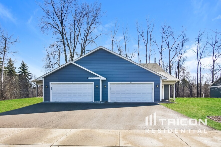 Primary Photo - 827 Garceau Ln