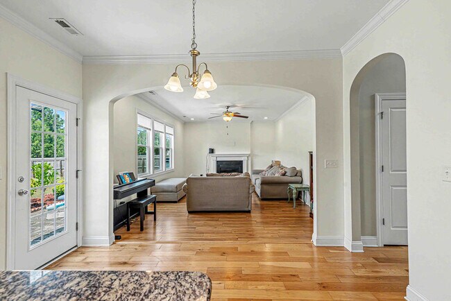 Building Photo - 158 Peytons Ridge Dr