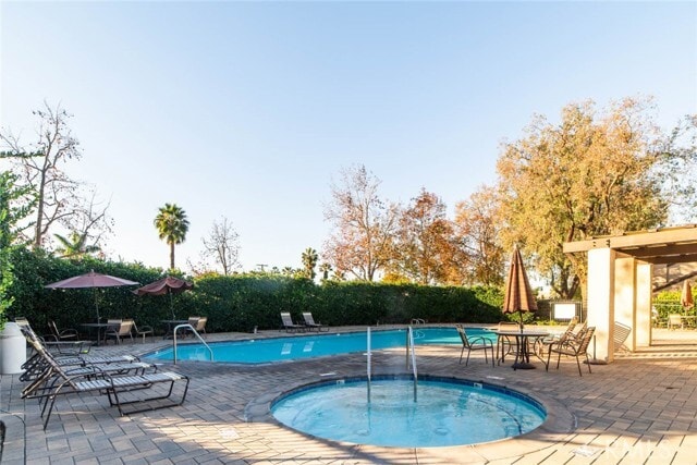 Building Photo - 923 Lombard Ct