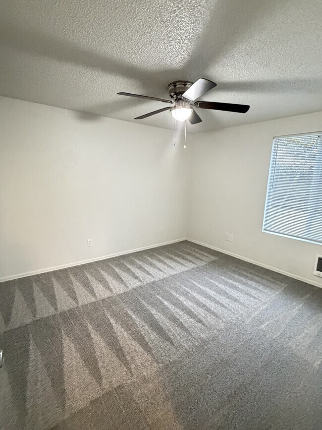 Building Photo - Greenfield Apartments