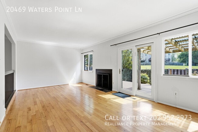 Building Photo - 20469 Waters Point Ln