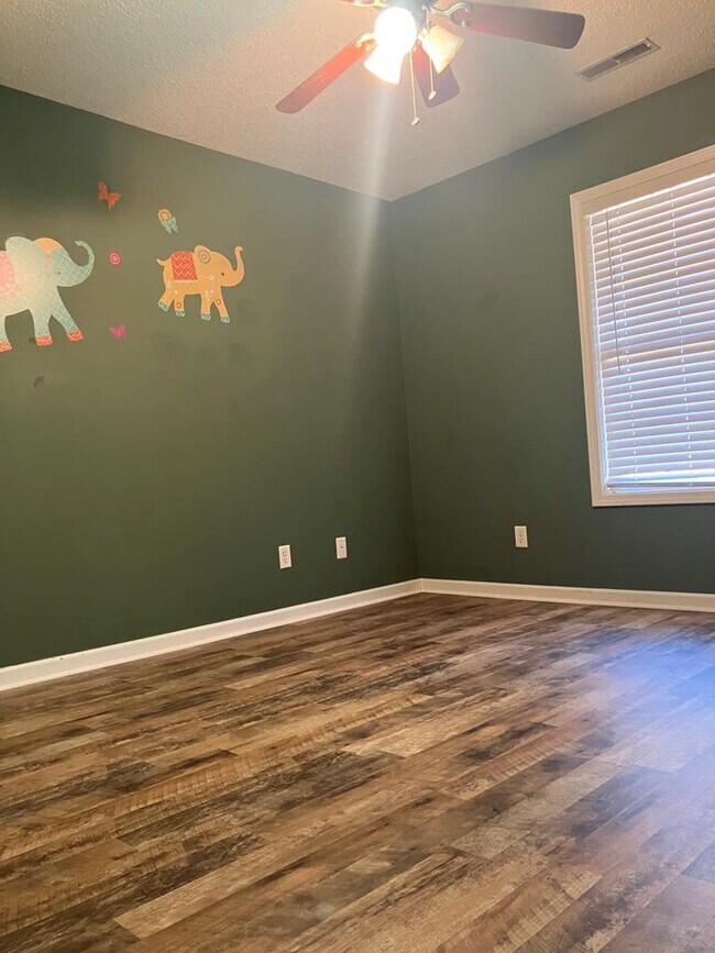 Building Photo - 2745 Navigator Cir