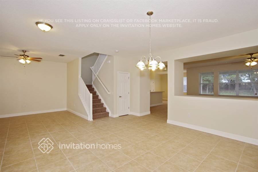 Building Photo - 10143 Malpas Point