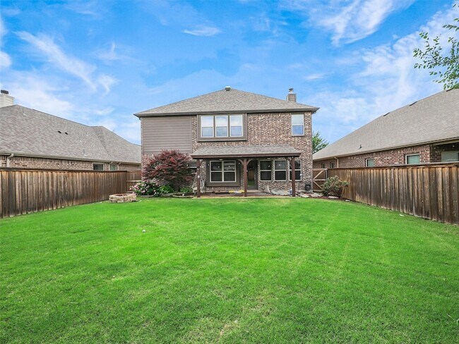 Building Photo - 11305 Amistad Dr