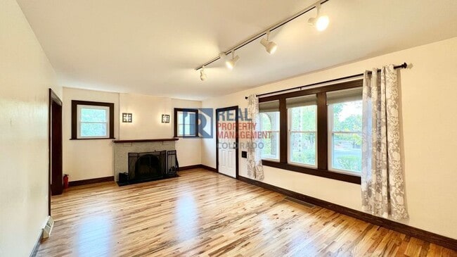 Building Photo - 594 S Ogden St