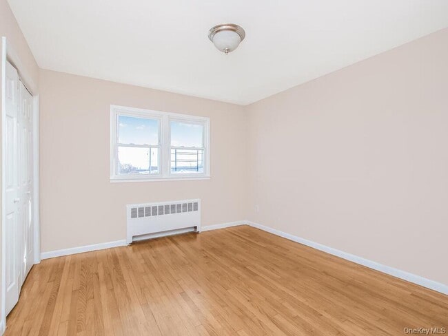 Building Photo - 226 Kingston Ave