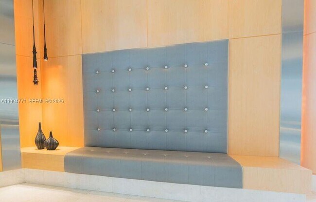 Building Photo - 901 Brickell Key Blvd