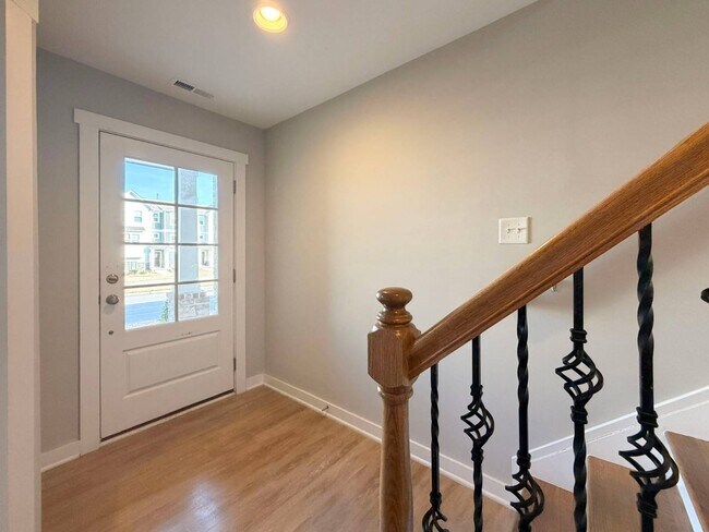 Building Photo - 6623 Perry Creek Rd