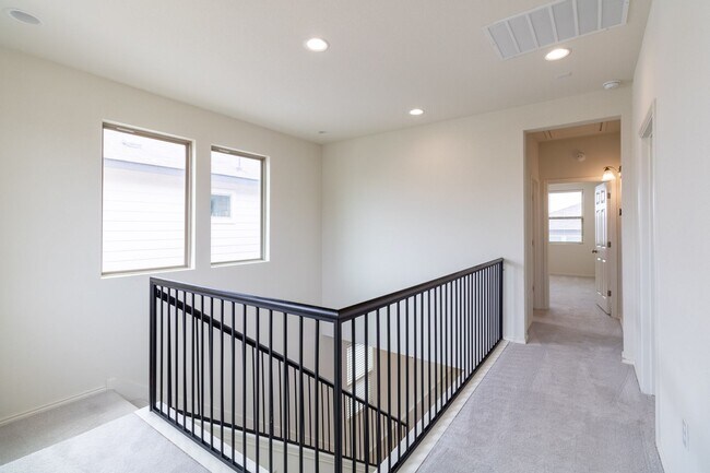Building Photo - Charming Oasis in Wells Branch: Spacious 3-Bed Home with Stylish Upgrades!
