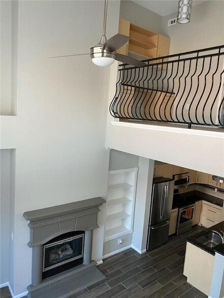 Building Photo - 11203 Ranch to Market Rd 2222