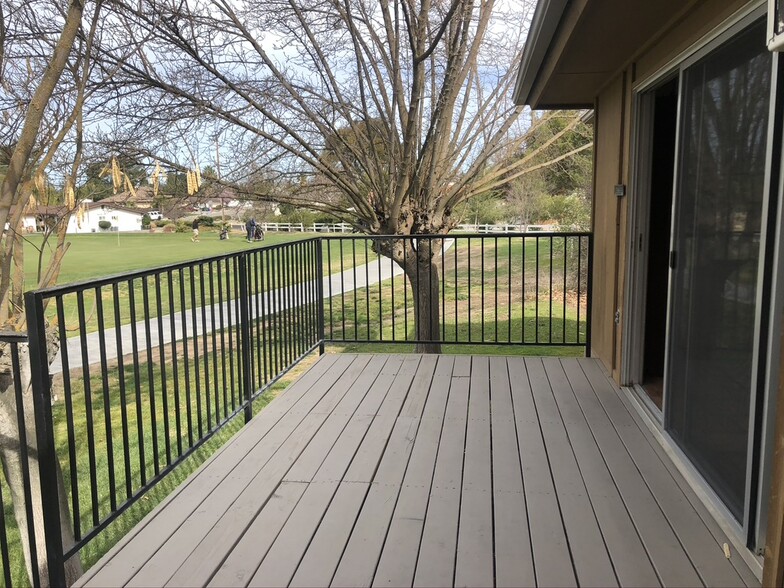 Building Photo - 1510 Fairway Dr