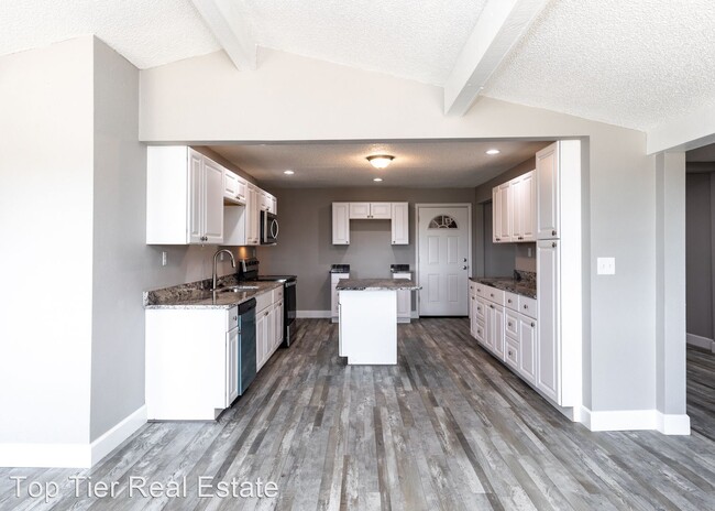 Building Photo - 3 br, 2 bath House - 1342 E Ellicott Road S