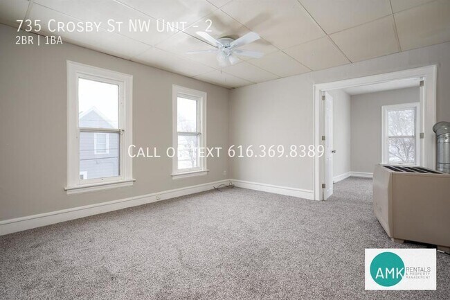 Building Photo - 735 Crosby St NW