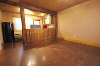 Building Photo - 557 N Limestone