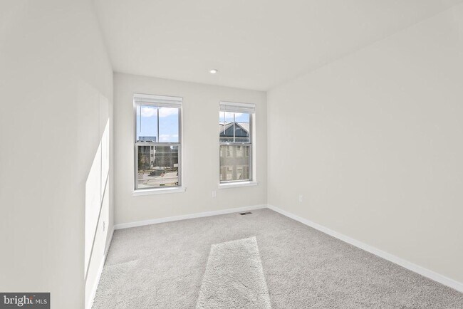 Building Photo - 6244 Folly Ln