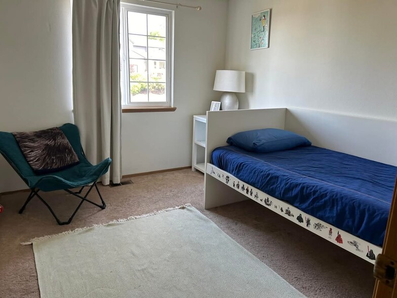 Cozy room - 6904 54th Pl NE