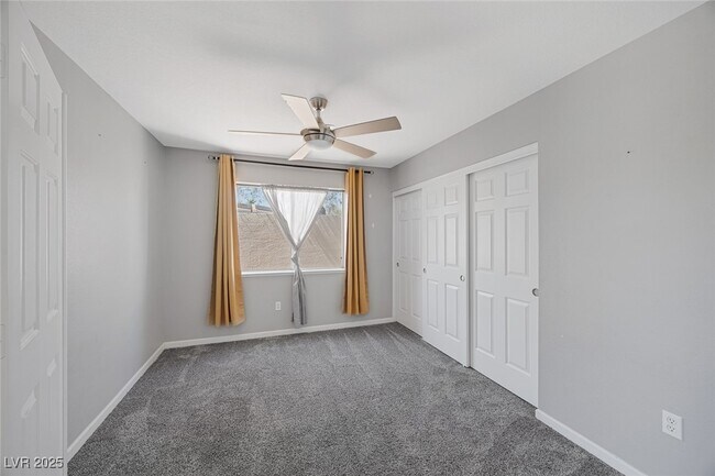 Building Photo - 8433 Dry Cliff Cir