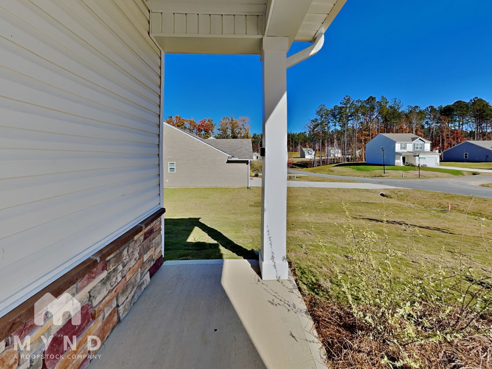 Building Photo - 299 New Villas St