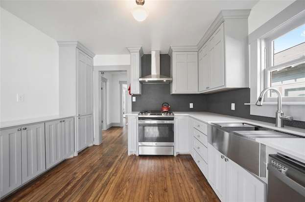 Building Photo - 1416 Featherstone St