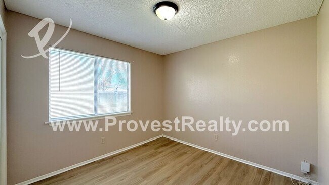 Building Photo - 21350 Laguna Rd